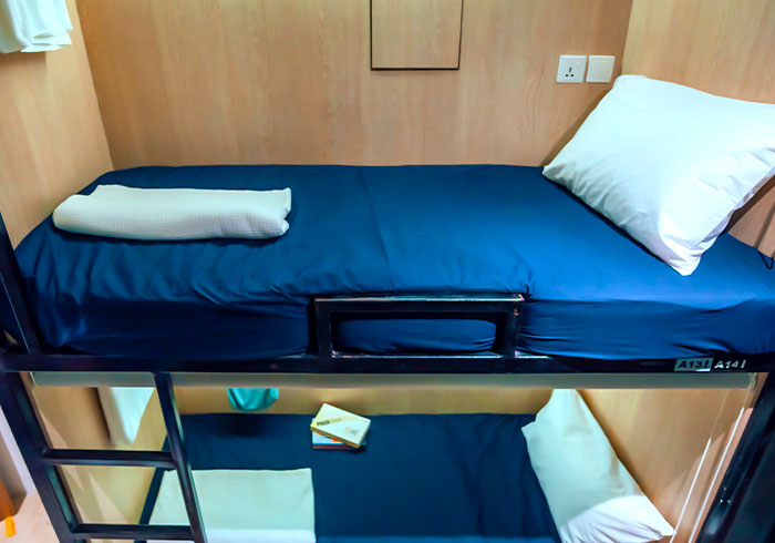 Deluxe Single Female | Capsule Pod Hostel in Bugis Singapore
