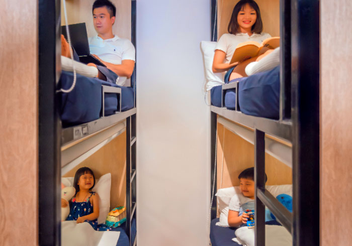 Deluxe Single Pod | Capsule Pod Hostel in Bugis Singapore
